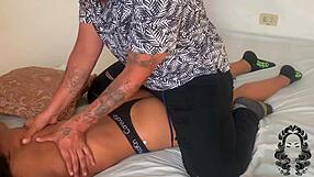 Mă simt atât de conectată în timpul masajului exotic al fratelui vitreg cu sâni naturali