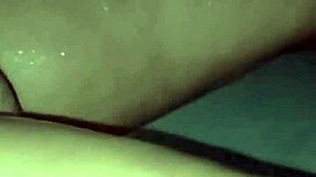 おいシャワー中に隣の変態チンポ口突っ込んでくるの？