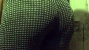 Beautiful russian with big tits contrasts her usa roots in this intriguing display.