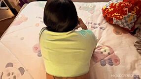 옆집 여자랑 하드코어 섹스 하면서 남친한테 전화해서 청바지랑 엉덩이 찢어줘