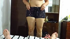 Als busty milf zuig ik je lul pov en je spuit in mijn mond in homemade mature stel blowjob