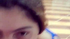 depois que a ruiva safada me contou tudo que ela tem vontade lambuzei a cara dela de porra