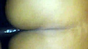 sneaking to get dat fat booty