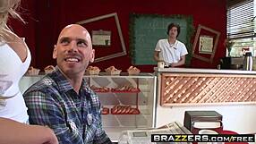 Aubrey Addams rides Johnny Sins in cowgirl after blowjob on their maligned date! Brazzers hardcore action with rough sucking.
