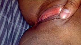 Peruvian amateur enjoys homemade orgasm in intriguing solo session