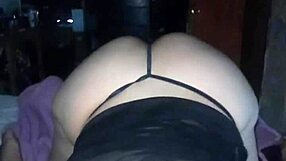 gatita nerd, you want my leche in your boquita infiel?