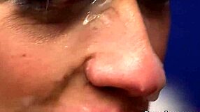 Sexy Model Receives Cumshot on Face While Sucking Every Drop of Cream