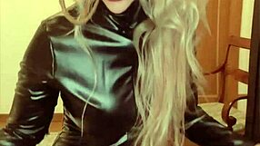 the singer findom goaldigger drops her track lost in the stars with a celebrity vibe.