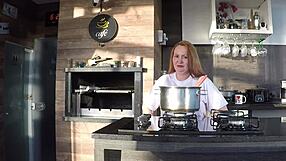 i feel so aroused during this sensual kitchen photoshoot turning into creampie sex with the assistant