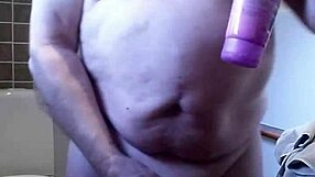 Hey, check out Chris taking a solo shower bath