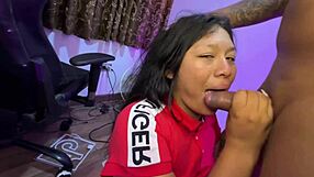 Zakaj Tako Boli Nabijati Tisto Peruansko Valentinino Veliko Rit V Kinkiju Na Prostem V Savni