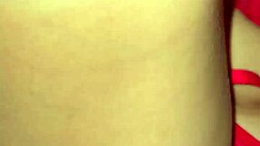 my luxury little vixen shows off her big ass in this amateur clip