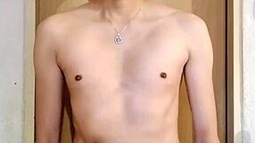 Chacal Caliente Demonstrates Intense Solo Skills with Remarkable Energy and Focus in This Captivating Display