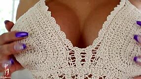 Lady ana gets a double fisting pussy pissing pee intense orgasm 😱