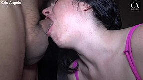 Bayangkan Emmita Smiles tits besar semula jadi melantun dalam kongkek romantik peribadi dengan Cris Angelo? Sesi creampie sensual ini berakhir dengan deepthroat dan aksi stoking dalam 25 minit Bahagian 01