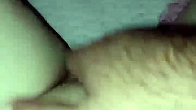 Pregnant milf slut gets quick homemade slap on her pussy