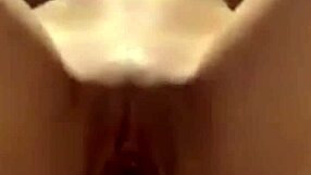 hey, i just sat down so nicely on that small young cock, feeling every bit.