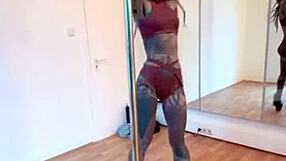 Exotic Anuskatzz Shows Athletic Fitness In Heels Pole Dance Compilation
