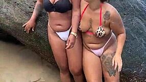 Hey, we're the peludinhas crew getting wild with bisexual swings on the beach