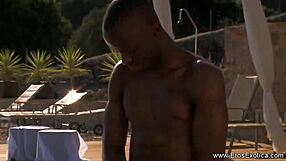 เฮ้ อยากเห็นคู่ดำแอฟริกาย็องเย็ดดุกลางแจ้งแบบคนรักป่าเถื่อนมั้ย?