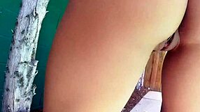 Wah percaya tak pelacur Honduras seksi ambil BBC besar dalam di kolam?