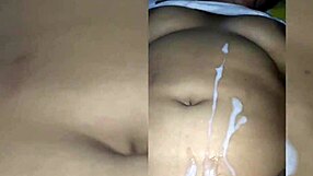 รู้สึกโดนหักหลัง Morena Colombiana อมควยเพื่อนบ้านขณะเบื่อชีวิต