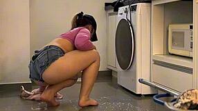 Big butt cleaning gets fun with that massive ass 😏