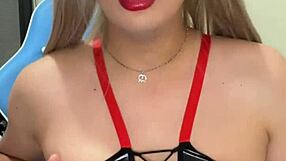 Linda Transsexual Doctor With Rich Tits