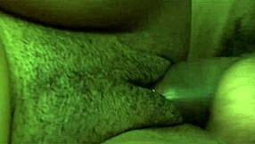 Är du redo för Cameron Love att ta stora kuken bareback i djuphalning och cowgirl?