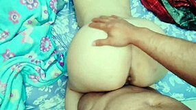 Teniendo sexo en doggy style with sexy milf mexicana secretaria latina de enorme y gran trasero delicioso