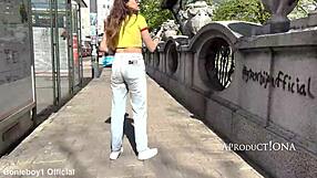 Valentina, are you wetting your jeans three times at the fortress park