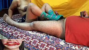 เฮ้ Desi bhabhi ทำไมนอกใจสามีกับเพื่อนลูกชายในหีฟิตแบบนี้ ปล่อยให้กูเย็ดแรงๆ สิ