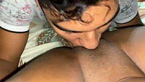 Remaja Brunet Colombia 18+ dengan tetek kecil semula jadi 18+ deepthroat batang besar interracial kemudian dikongkek missionary di sofa sehingga pancut muka