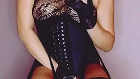 Yo, check out this beautiful and hot Colombian bluee squirting all over in homemade video