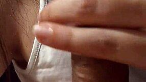 let me show you how i do a real moroccan blowjob with passion