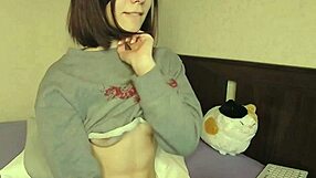 Oh god, watch my gf this fit teen fapping her wet pussy