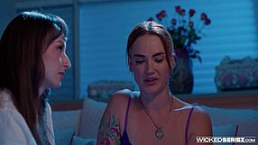 What happens in Breadcrumbs episode 3 with Siri Dahl and Lexi Luna?