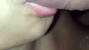 el vecino me solprende en el ba�o y me folla el culo en esta homemade latina big ass scene