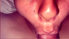 Esposa infiel devora polla de desconocido