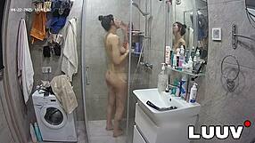 do you think alice looks stunning taking that shower on the amateur reality show