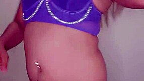 I feel so connected to this linda princesa transexual morada in her crossdressing moments