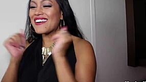 Maxine X boldly gives rimjobs blowjobs to monster cock