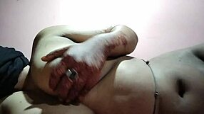 I showing off my big natural desi boobs in this hot indian porn vid