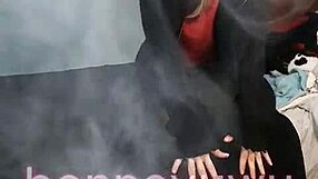 Argentinian Bonneyuwu Enjoys Working Her Favorite Job In 10 35 Session