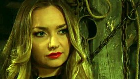 Kao krivudava podređena žena, osećam nežan dodir od svoje dominantne dame u našem intimnom trenutku