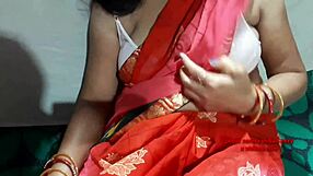 Bhabhi Kisses Devar Then Enjoys Homemade Sex