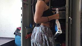 Indian Maid Gets Assfucked By Big Cock Boss While Cleaning Cupboard In Creampie Teen Sex