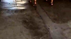 Tía venezolana shows off her impressive backside