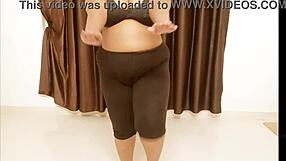 Sexy Indian Girl from Jharkhand Shows Off Her Charm and Style