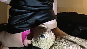 Your Hot Sexy White Step Sister From Los Angeles Rides A Cucumber Dildo To Orgasm In This Amateur Arabian Snowwhite Video From United States Of America